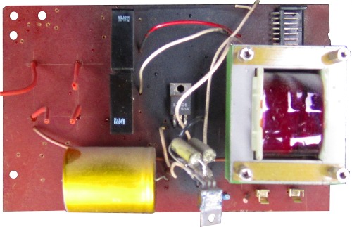 altes Linearnetzteil der ACS77